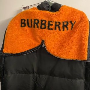 Burberry down jacket puffer coat